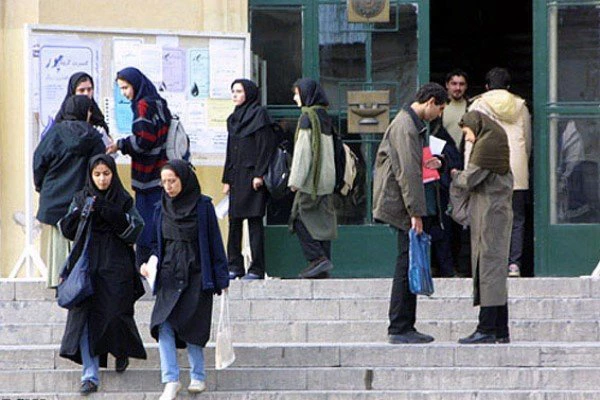 "نوع ارتباط" بزرگترین مشکل دانشجویان مراجعه‌کننده به دفتر مشاوره
