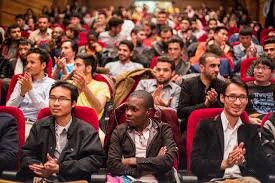 تحصیل ۵۳ دانشجوی خارجی در دانشگاه لرستان