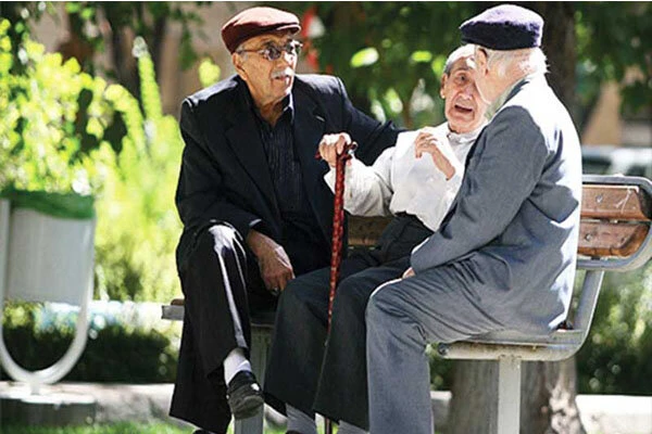 اعتراض بازنشستگان «حداقل بگیر» به عدم دریافت حمایت معیشتی