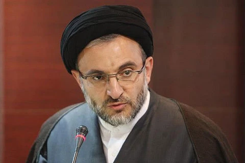 یکی از مزایای نسبی انقلاب اسلامی در نظام تعلیم و تربیت، رشته معارف است