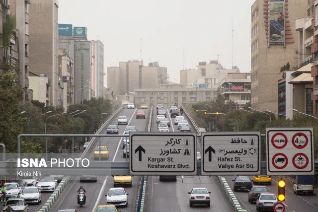 تنفس هوای نامطلوب در تهران طی آخرین روز تابستان